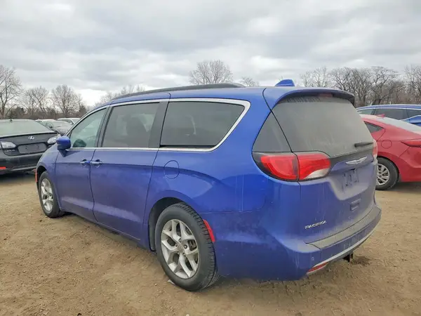 2C4RC1FG0KR588709 2019 CHRYSLER PACIFICA - Image 2