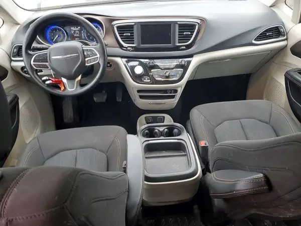 2C4RC1FG0KR588709 2019 CHRYSLER PACIFICA - Image 8