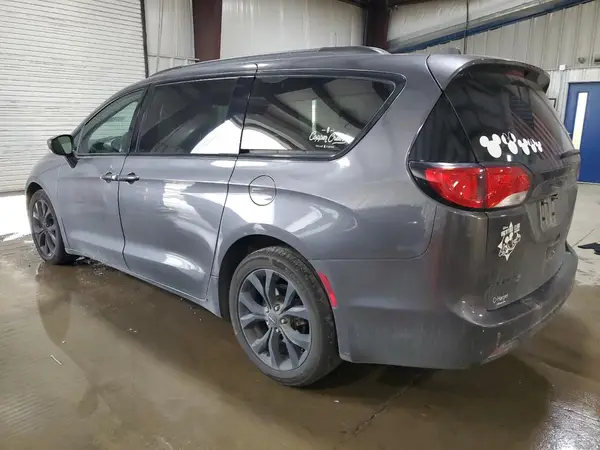2C4RC1FG0KR593943 2019 CHRYSLER PACIFICA - Image 2