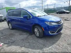 2C4RC1FG0KR701073 2019 CHRYSLER PACIFICA