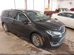 2C4RC1FG0KR721551 2019 CHRYSLER PACIFICA