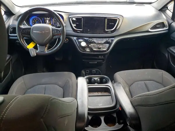 2C4RC1FG0LR110467 2020 CHRYSLER PACIFICA - Image 8
