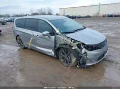 2C4RC1FG0LR145431 2020 CHRYSLER PACIFICA