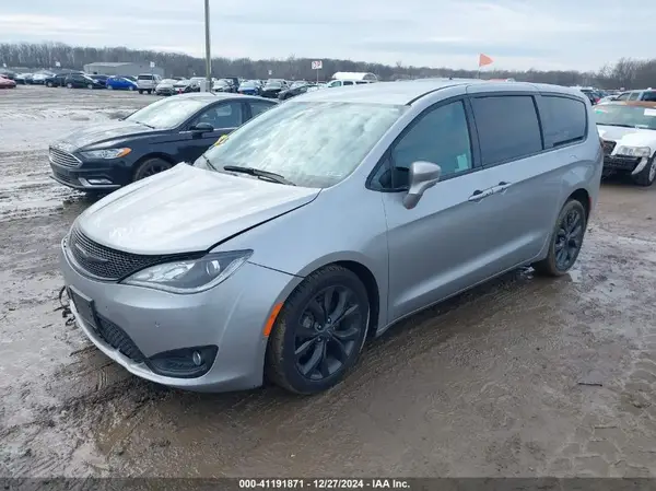 2C4RC1FG0LR145431 2020 CHRYSLER PACIFICA - Image 2