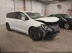 2C4RC1FG0LR233170 2020 CHRYSLER PACIFICA