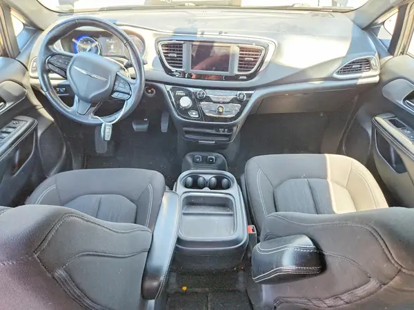 2C4RC1FG0LR245979 2020 CHRYSLER PACIFICA - Image 8