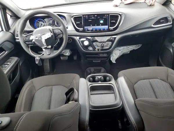 2C4RC1FG0PR596445 2023 CHRYSLER PACIFICA - Image 8