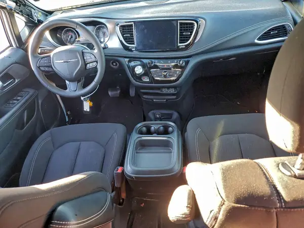 2C4RC1FG0PR610778 2023 CHRYSLER PACIFICA - Image 8