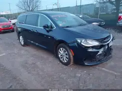 2C4RC1FG1JR104013 2018 CHRYSLER PACIFICA
