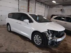 2C4RC1FG1JR112502 2018 CHRYSLER PACIFICA