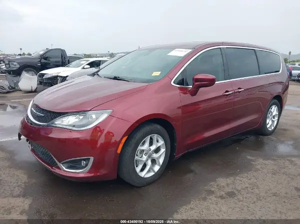 2C4RC1FG1JR117134 2018 CHRYSLER PACIFICA - Image 2