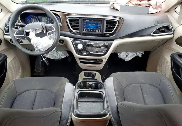 2C4RC1FG1JR122933 2018 CHRYSLER PACIFICA - Image 8