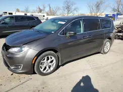 2C4RC1FG1JR123273 2018 CHRYSLER PACIFICA