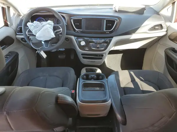 2C4RC1FG1JR126450 2018 CHRYSLER PACIFICA - Image 8