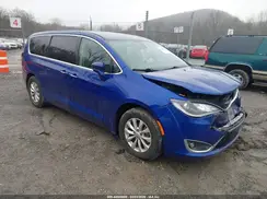 2C4RC1FG1JR257023 2018 CHRYSLER PACIFICA