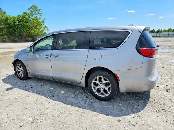 2C4RC1FG1JR277692 2018 CHRYSLER PACIFICA - Image 2