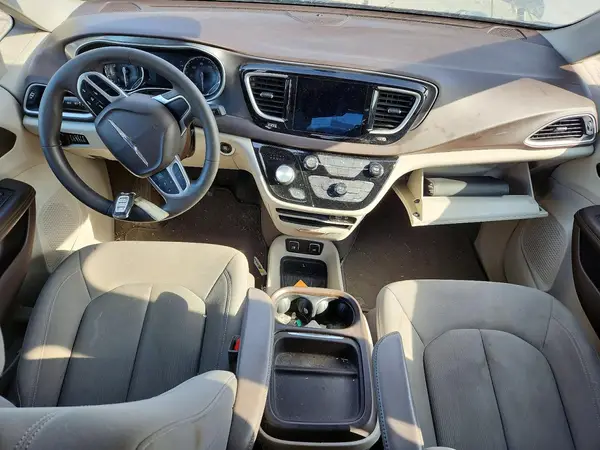 2C4RC1FG1JR292824 2018 CHRYSLER PACIFICA - Image 8