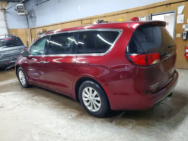 2C4RC1FG1JR295299 2018 CHRYSLER PACIFICA - Image 2