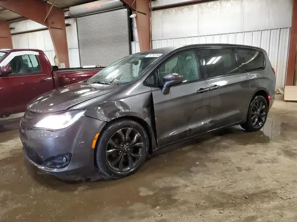 2C4RC1FG1JR315714 2018 CHRYSLER PACIFICA - Image 1