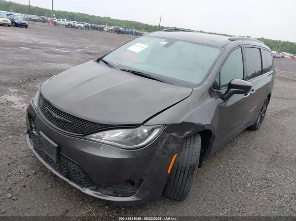 2C4RC1FG1JR317317 2018 CHRYSLER PACIFICA - Image 2