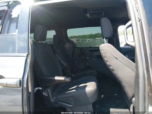 2C4RC1FG1JR317317 2018 CHRYSLER PACIFICA - Image 8