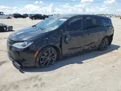2C4RC1FG1KR532438 2019 CHRYSLER PACIFICA