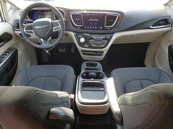 2C4RC1FG1KR588900 2019 CHRYSLER PACIFICA - Image 8