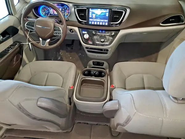 2C4RC1FG1KR598374 2019 CHRYSLER PACIFICA - Image 8