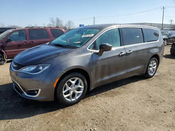 2C4RC1FG1KR629946 2019 CHRYSLER PACIFICA - Image 1