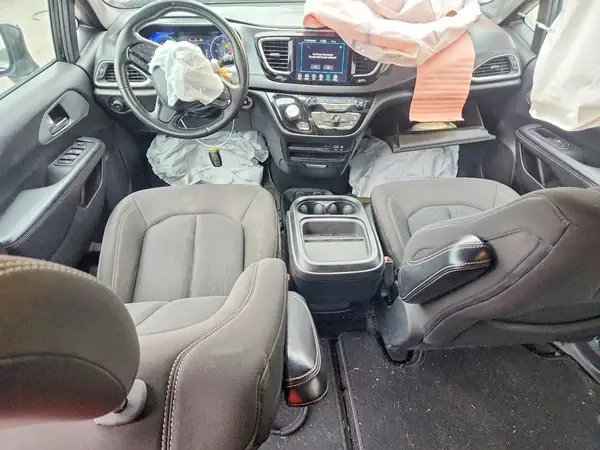 2C4RC1FG1LR110493 2020 CHRYSLER PACIFICA - Image 8