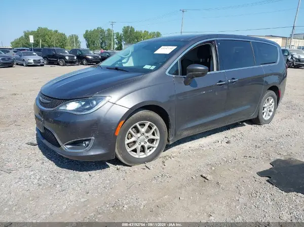 2C4RC1FG1LR135488 2020 CHRYSLER PACIFICA - Image 2