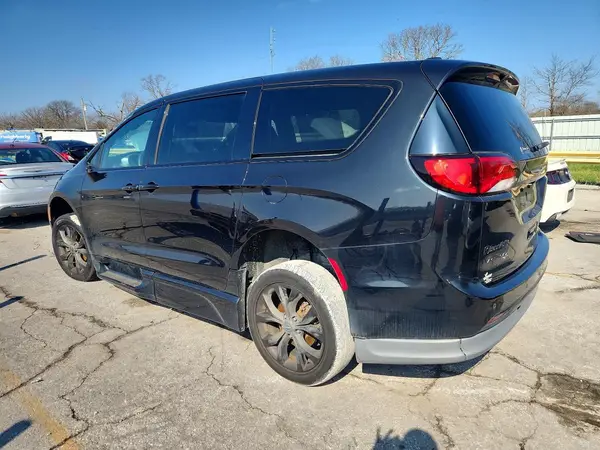 2C4RC1FG1LR150489 2020 CHRYSLER PACIFICA - Image 2