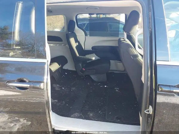 2C4RC1FG1LR159001 2020 CHRYSLER PACIFICA - Image 8