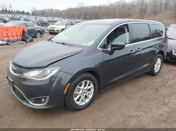 2C4RC1FG1LR211727 2020 CHRYSLER PACIFICA - Image 2