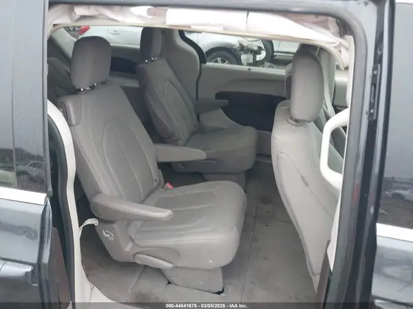 2C4RC1FG1LR211727 2020 CHRYSLER PACIFICA - Image 8