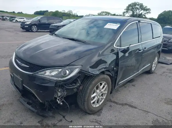 2C4RC1FG1LR222680 2020 CHRYSLER PACIFICA - Image 2