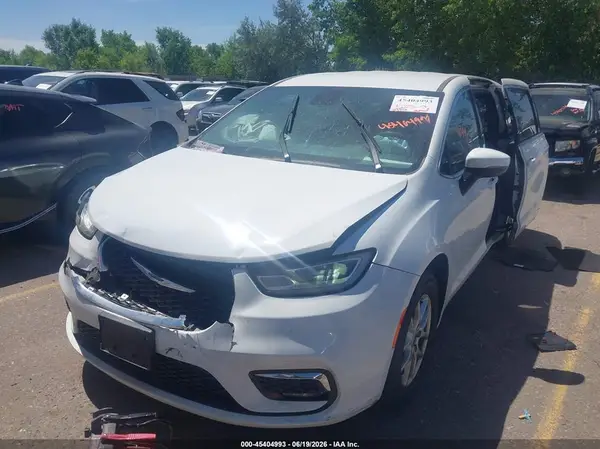 2C4RC1FG1PR500676 2023 CHRYSLER PACIFICA - Image 2