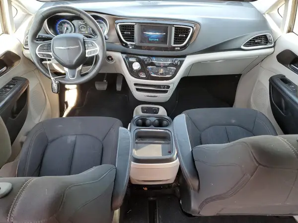 2C4RC1FG2JR123394 2018 CHRYSLER PACIFICA - Image 8