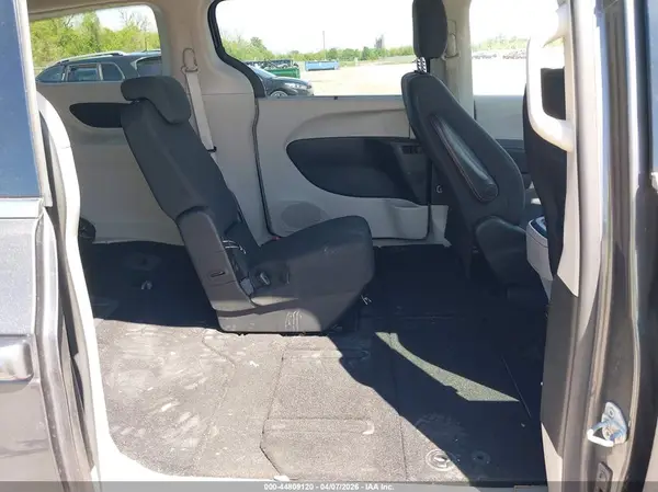 2C4RC1FG2JR125713 2018 CHRYSLER PACIFICA - Image 8