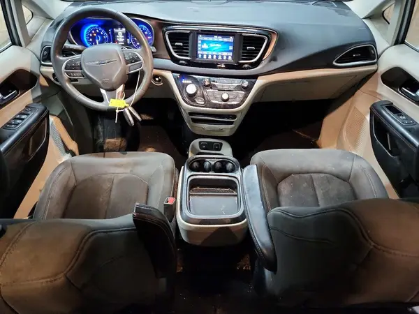 2C4RC1FG2JR125906 2018 CHRYSLER PACIFICA - Image 8