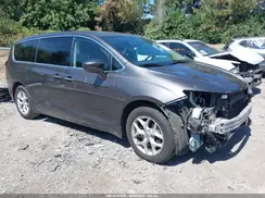 2C4RC1FG2JR126036 2018 CHRYSLER PACIFICA