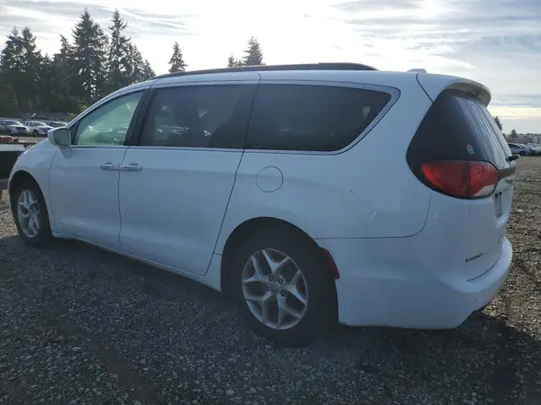 2C4RC1FG2JR126425 2018 CHRYSLER PACIFICA - Image 2
