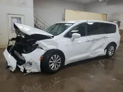 2C4RC1FG2JR128563 2018 CHRYSLER PACIFICA