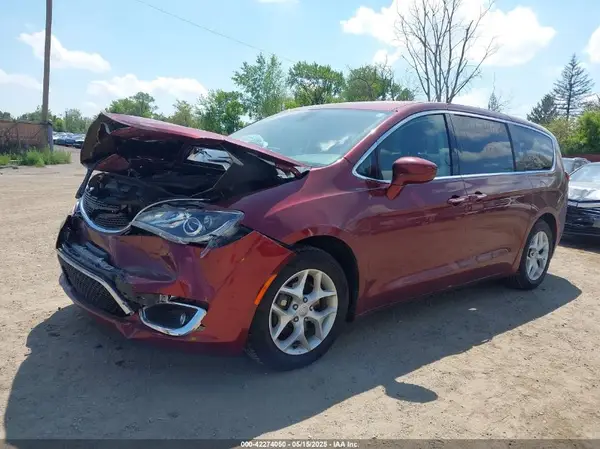 2C4RC1FG2JR150059 2018 CHRYSLER PACIFICA - Image 2