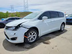 2C4RC1FG2JR157111 2018 CHRYSLER PACIFICA