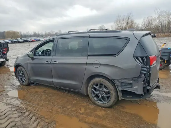 2C4RC1FG2JR187581 2018 CHRYSLER PACIFICA - Image 2