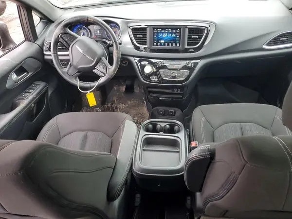 2C4RC1FG2JR187581 2018 CHRYSLER PACIFICA - Image 8