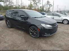 2C4RC1FG2JR227058 2018 CHRYSLER PACIFICA