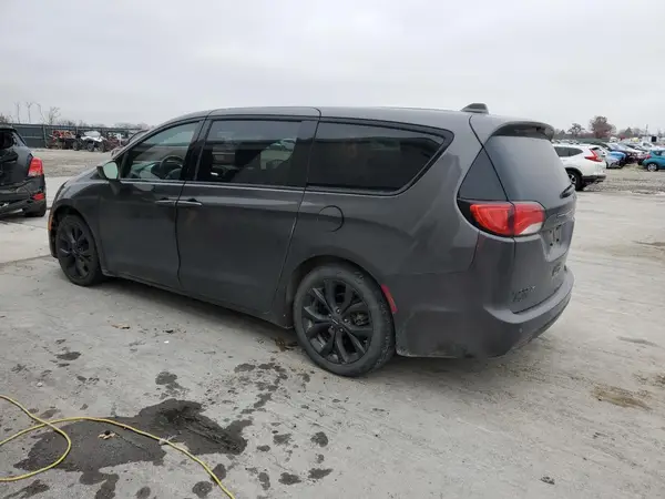 2C4RC1FG2JR236231 2018 CHRYSLER PACIFICA - Image 2