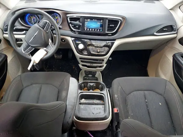 2C4RC1FG2JR277877 2018 CHRYSLER PACIFICA - Image 8